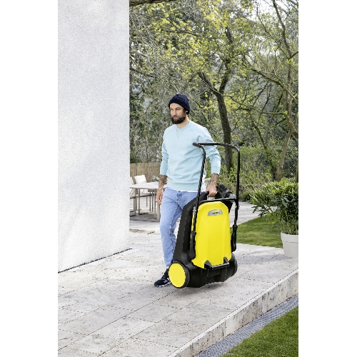 Подметальная машина ручная Karcher S 6 38 л, 2500 м²/ч
