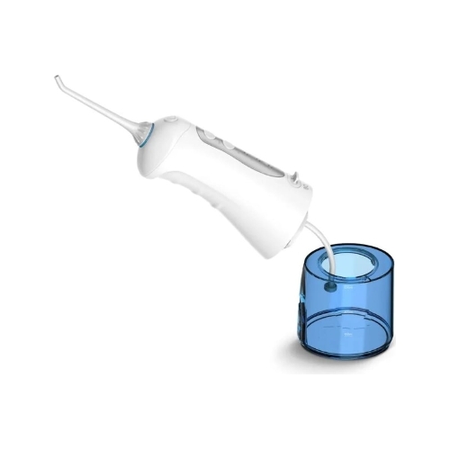 Ирригатор BQ IR001 White-Blue, Мощность: 10 Вт, Портативный, Объем резервуара 300 мл, 2 насадки и дорожный чехол в комплекте, 3 режима работы: Normal (нормальный), Soft (мягкий), Pulse (импульсный), Уровень влагозащиты: IPX7, Давление воды: 140-800 кПа, Число пульсаций: 1200-1600 имп/мин, Аккумулятор Li-ion 1400 мАч, 3.7 В, Время работы от аккумулятора до 60 минут, Время заряда аккумулятора: 4-5 часов, Автоматическое отключение через 2 мин, Вращение насадок на 360°, Съемный резервуар для воды, Индикация зарядки, Шкала уровня воды, USB кабель в комплекте