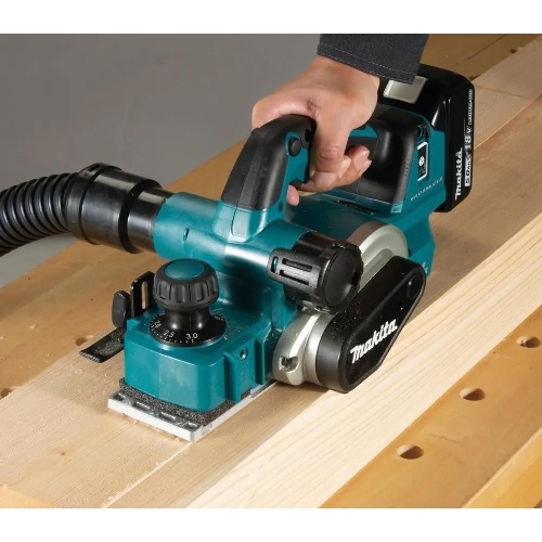 Рубанок Makita DKP181Z 82мм 12000об/мин