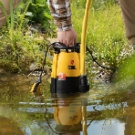 Дренажный насос Denzel DP-600S для чистой и грязной воды, 600 Вт, напор 7 м, 13000 л/ч