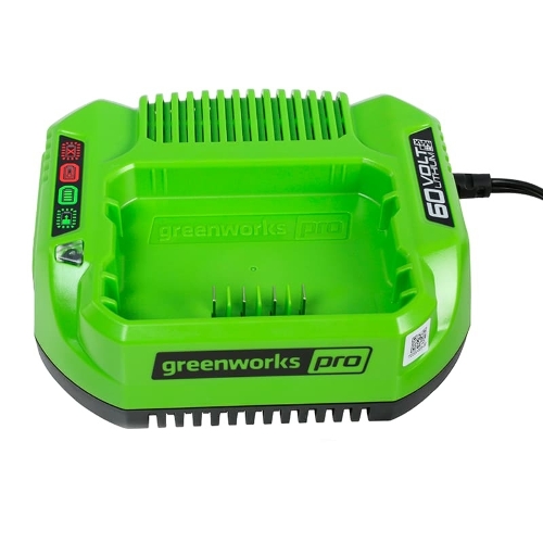 Зарядное устройство GreenWorks 60V (2932007)"Зарядное устройство Greenworks (модель) - используется для заряда аккумуляторных батарей Гринворкс 60 вольт на 2 А/ч,4 А/ч и 6 А/ч.Время зарядки данных аккумуляторов составляет: 2 А/ч = 60 минут; 4 А/ч = 120 минут.Зарядка оснащается системой автоматического отключения при достижении максимального заряда батареи для сохранения рабочих характеристик Li-Ion, а также специальным чипом, который защищает батарею от перегрева. Эти современные системы интеллектуального заряда обеспечивают сохранность дорогостоящего лития от преждевременной потери своих свойств и обеспечивают максимально возможный срок службы батареи. Для устойчивости зарядка имеет прорезиненные ножки. Для крепления на стену есть специальная проушина. На корпусе зарядки присутствую индикаторы заряда. Питание зарядного устройства осуществляется от сети 230 вольт переменного тока 50-60 Гц, 1,9 Ампер.Преимущества модели: Совместимость с аккумуляторами Greenworks 60V; Чип для защиты от перегрева